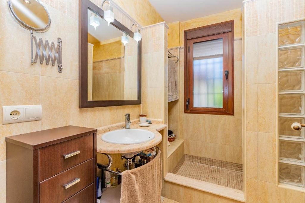 Preciosa Casa Rural A Un Paso Del Centro Villa Malaga Luaran gambar